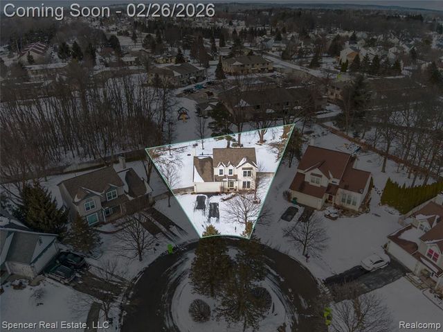 1117 Woodbriar Court, Oxford, MI 48371