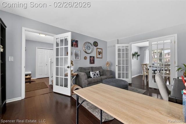 1117 Woodbriar Court, Oxford, MI 48371