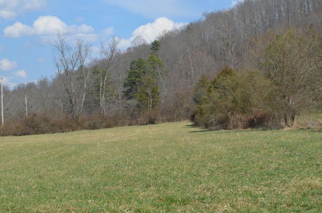 999-1640 Muncy Fork Road, Manchester, KY 40962