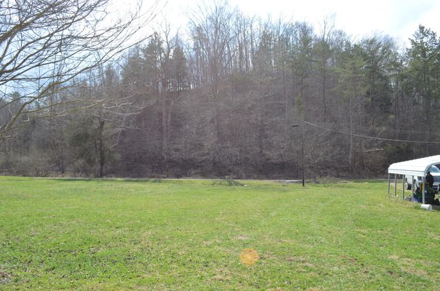 999-1640 Muncy Fork Road, Manchester, KY 40962