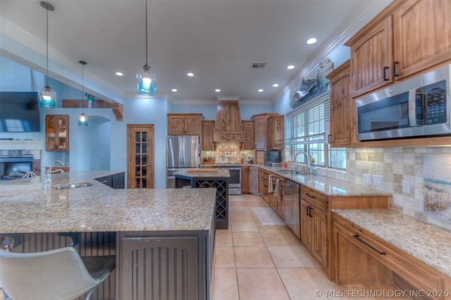 14850 N 28th East Avenue, Skiatook, OK 74070