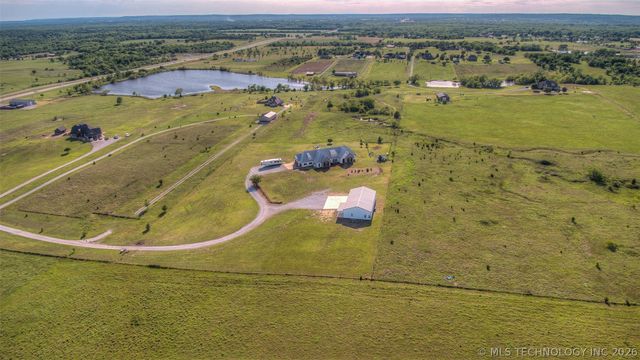 14850 N 28th East Avenue, Skiatook, OK 74070