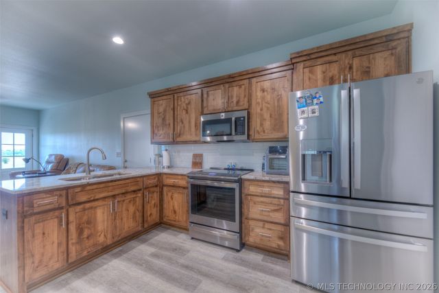 14850 N 28th East Avenue, Skiatook, OK 74070
