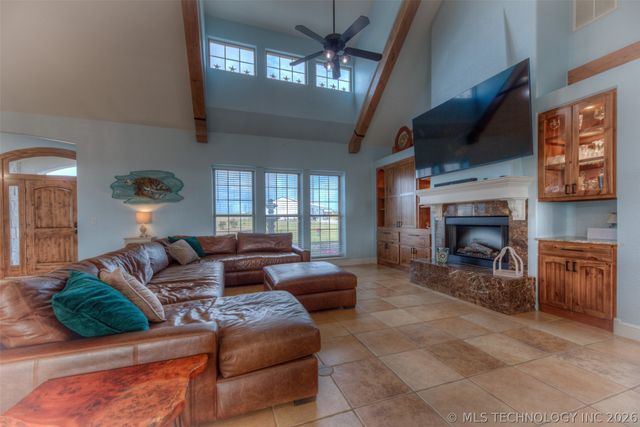 14850 N 28th East Avenue, Skiatook, OK 74070