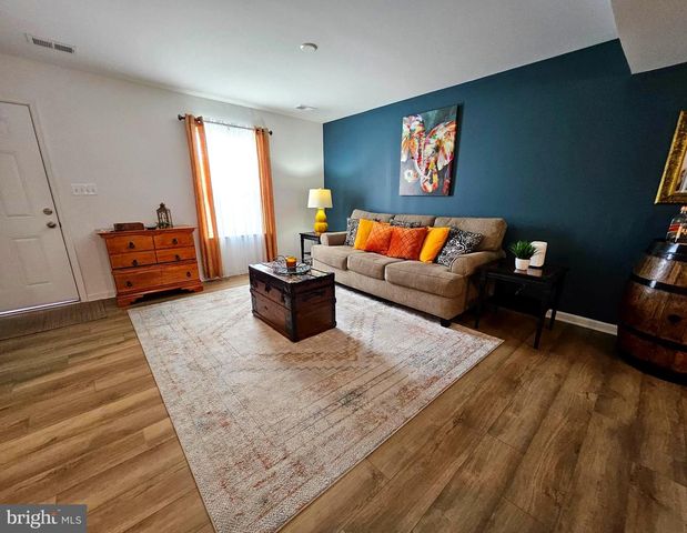 44 SCRUB PINE CT, Bunker Hill, WV 25413