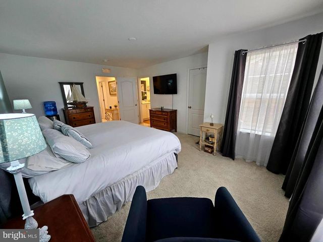 44 SCRUB PINE CT, Bunker Hill, WV 25413