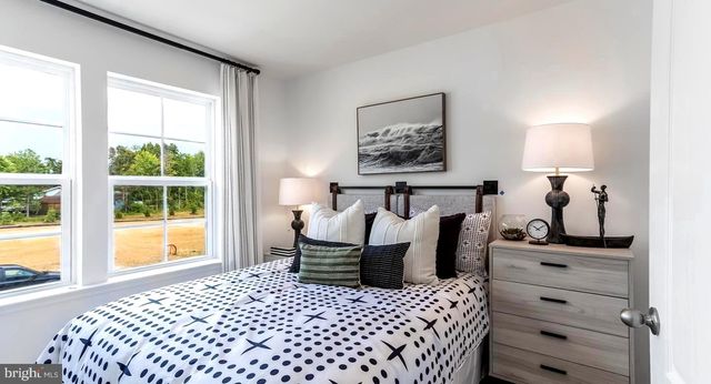 44 SCRUB PINE CT, Bunker Hill, WV 25413