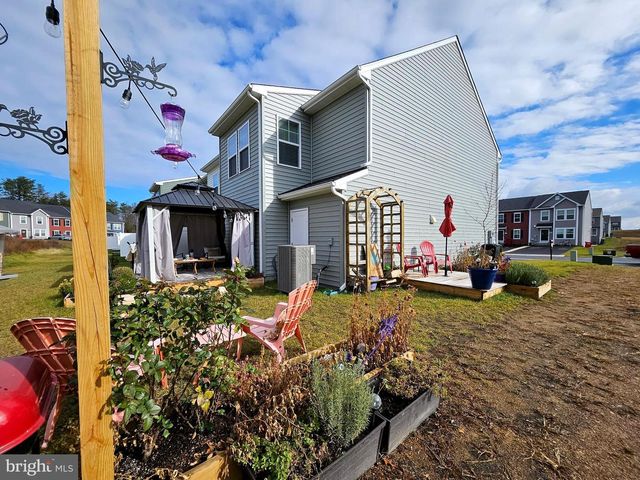 44 SCRUB PINE CT, Bunker Hill, WV 25413