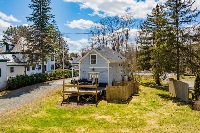 30 Vermont Route 12, Hartland, VT 05048