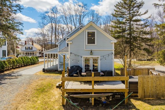 30 Vermont Route 12, Hartland, VT 05048