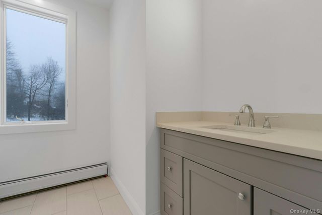 570 Kings Highway, Valley Cottage, NY 10989