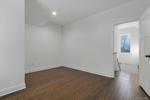 570 Kings Highway, Valley Cottage, NY 10989