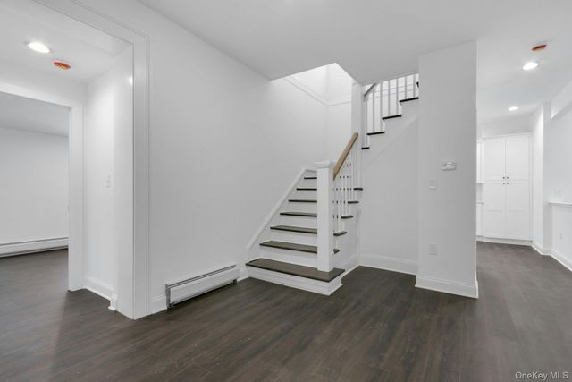 570 Kings Highway, Valley Cottage, NY 10989