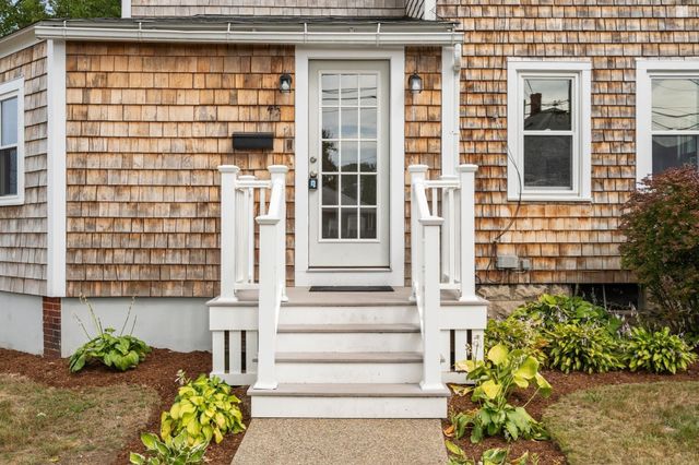 45 Holbrook Rd, Weymouth, MA 02191