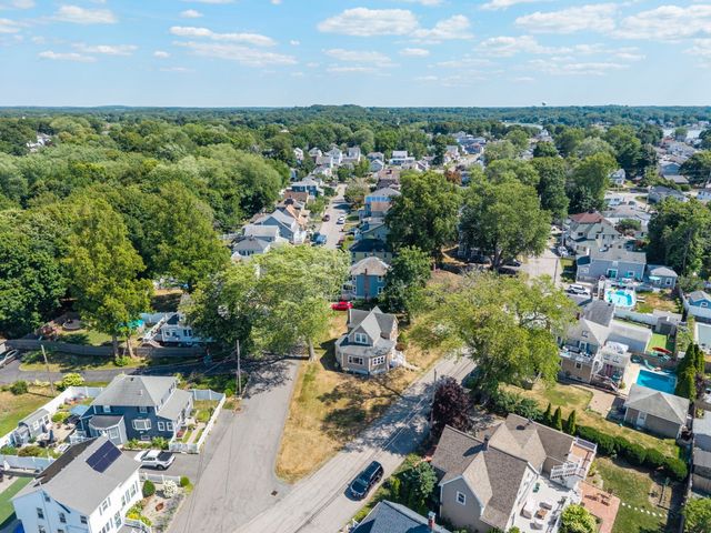 45 Holbrook Rd, Weymouth, MA 02191