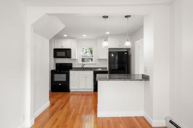 45 Holbrook Rd, Weymouth, MA 02191