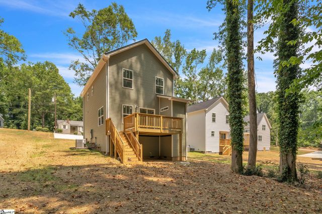 400 Woodland Circle, Belton, SC 29627