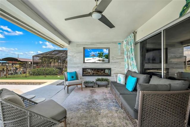 409 Tower DR, Cape Coral, FL 33904