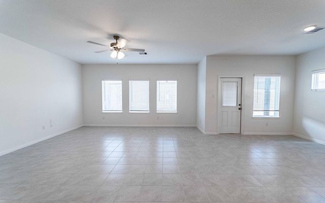 426 Monarch Trail, Huntsville, TX 77320
