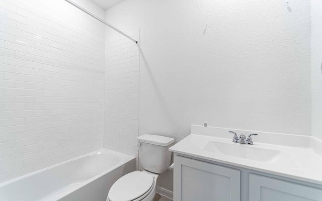426 Monarch Trail, Huntsville, TX 77320