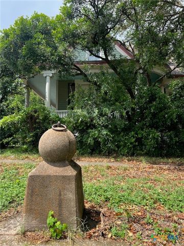 201 N 9th Street, Temple, TX 76501