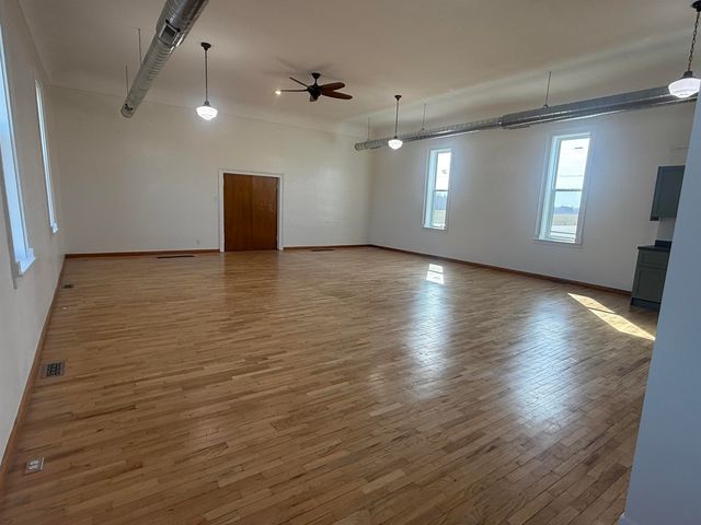 4494 W Main Street Rd Roads, Sterling, MI 48659