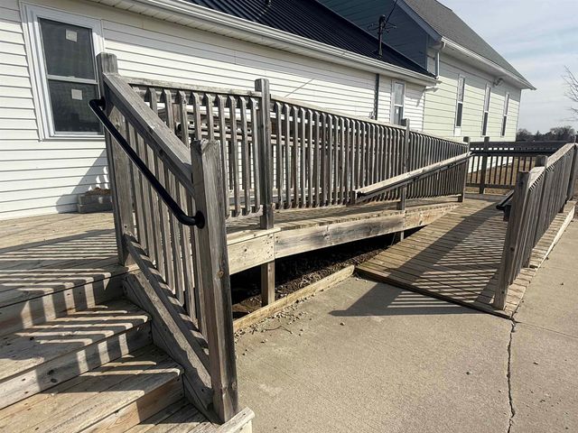 4494 W Main Street Rd Roads, Sterling, MI 48659