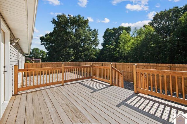 3960 Husband Road, Paducah, KY 42003