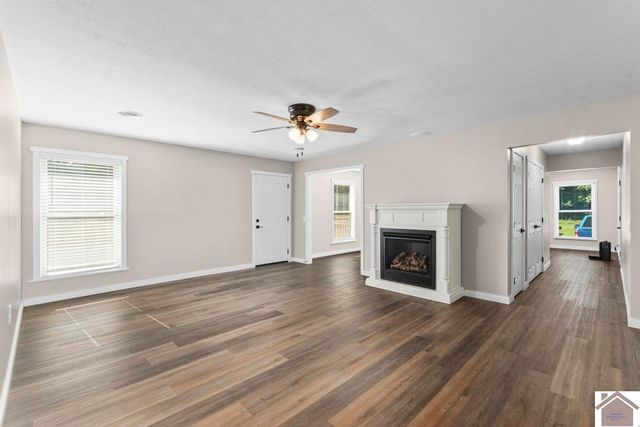 3960 Husband Road, Paducah, KY 42003