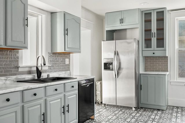 1412 Adams STREET, La Crosse, WI 54601