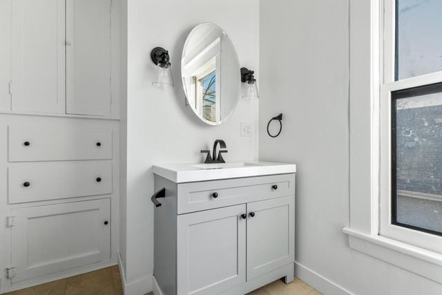 1412 Adams STREET, La Crosse, WI 54601