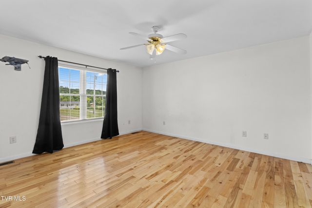 1715 Main Street, Mosheim, TN 37818