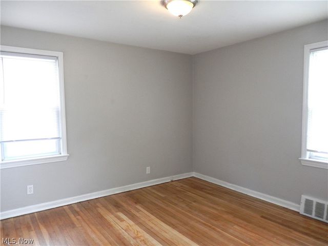 1277 Iroquois Avenue, Mayfield Heights, OH 44124