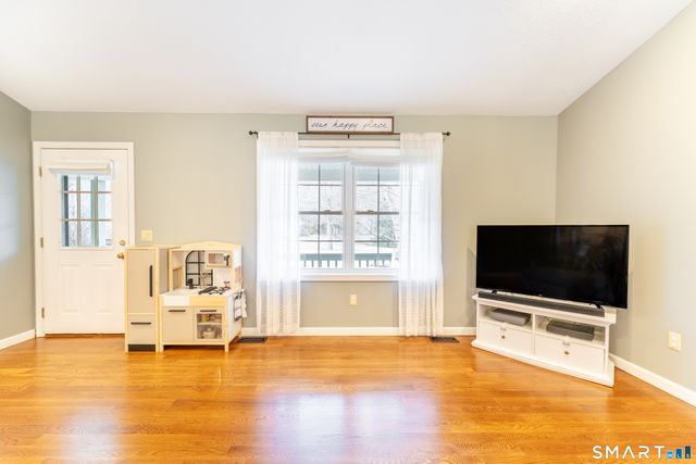 101 All Hallows Road, Plainfield, CT 06239