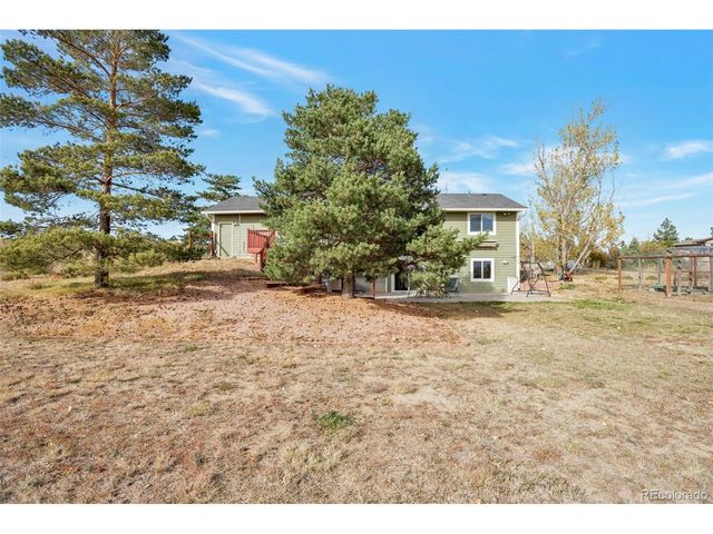 8678 Lariat Loop, Elizabeth, CO 80107