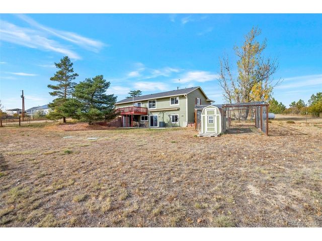 8678 Lariat Loop, Elizabeth, CO 80107