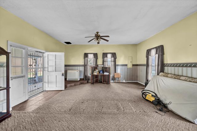 7825 Cranston Road, Morehead, KY 40351