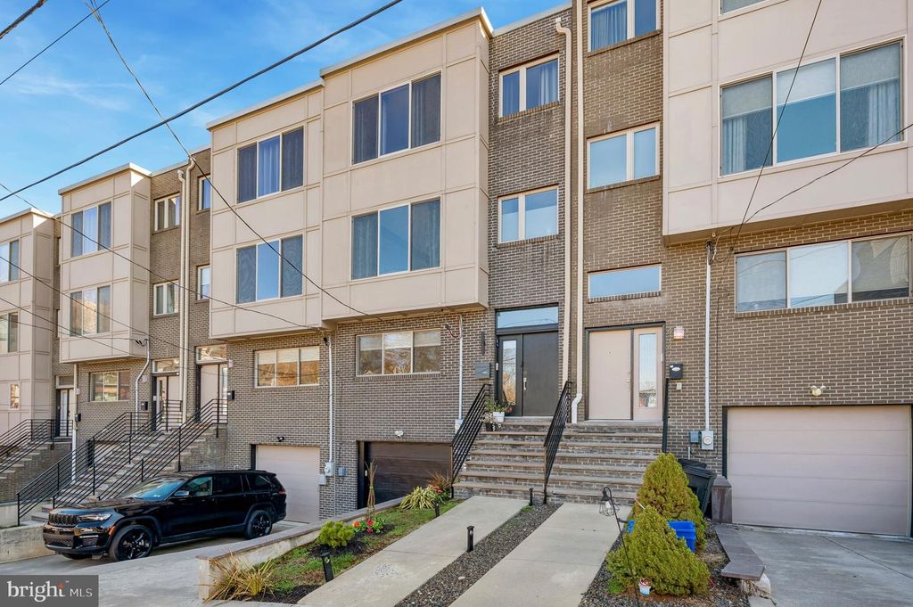 4749 SHELDON ST, Philadelphia, PA 19127