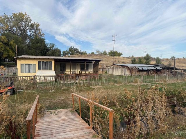 1923 Bench Rd., Vale, OR 97918 property photo
