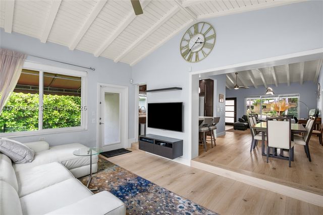 810 Venetia Ave, Coral Gables, FL 33134