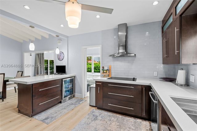 810 Venetia Ave, Coral Gables, FL 33134