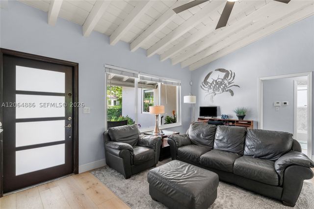 810 Venetia Ave, Coral Gables, FL 33134