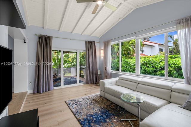 810 Venetia Ave, Coral Gables, FL 33134