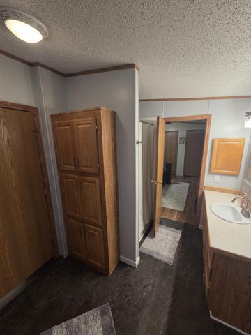 204 E 4th Street, Donnelly, MN 56235