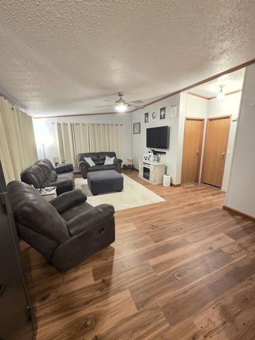 204 E 4th Street, Donnelly, MN 56235