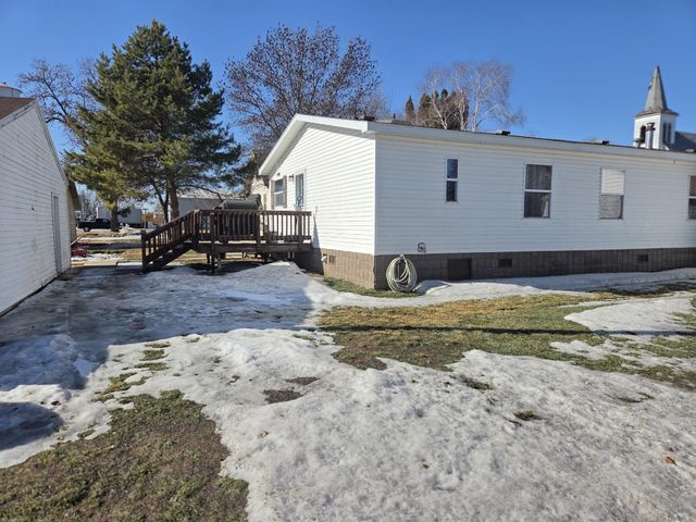 204 E 4th Street, Donnelly, MN 56235