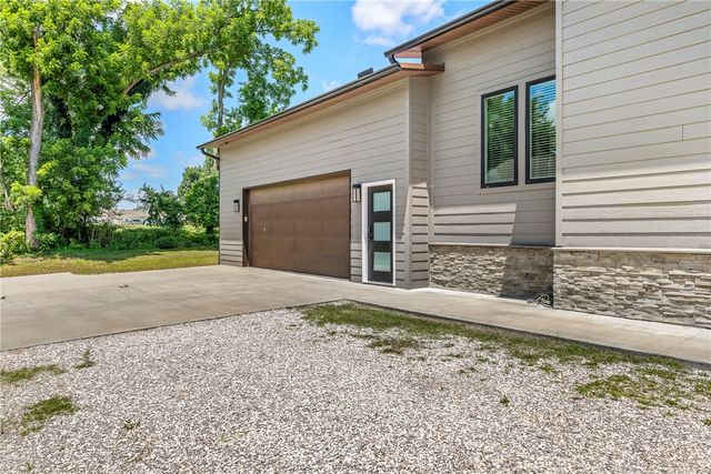 517 Hook Street, Bentonville, AR 72712