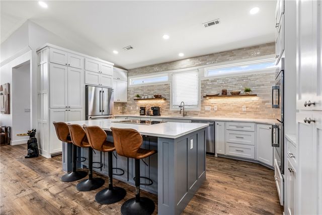 517 Hook Street, Bentonville, AR 72712
