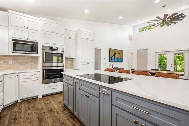 517 Hook Street, Bentonville, AR 72712