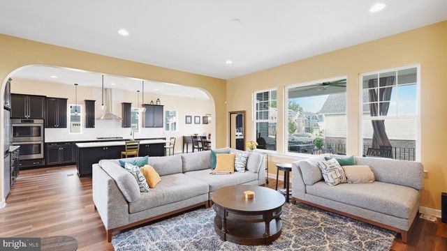 514 PEPPERIDGE DR, Stafford, VA 22554